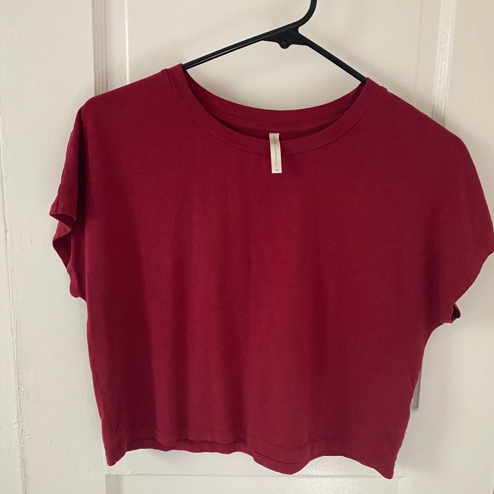 Sivana Bamboo/Organic Crop Tee Size XL